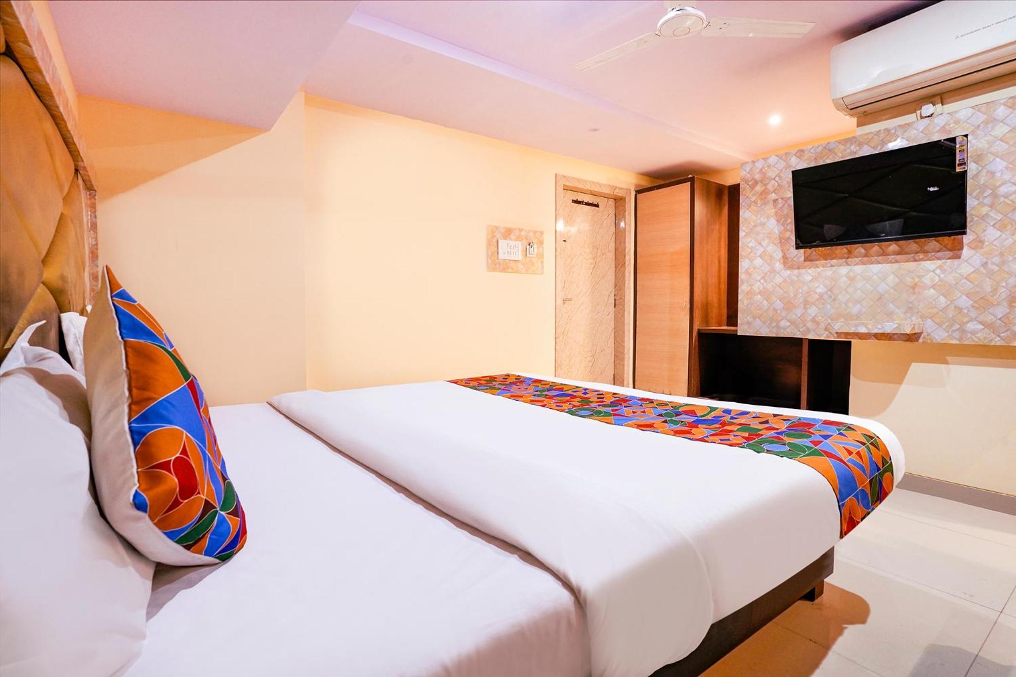 Fabhotel Everest Vashi Exteriér fotografie