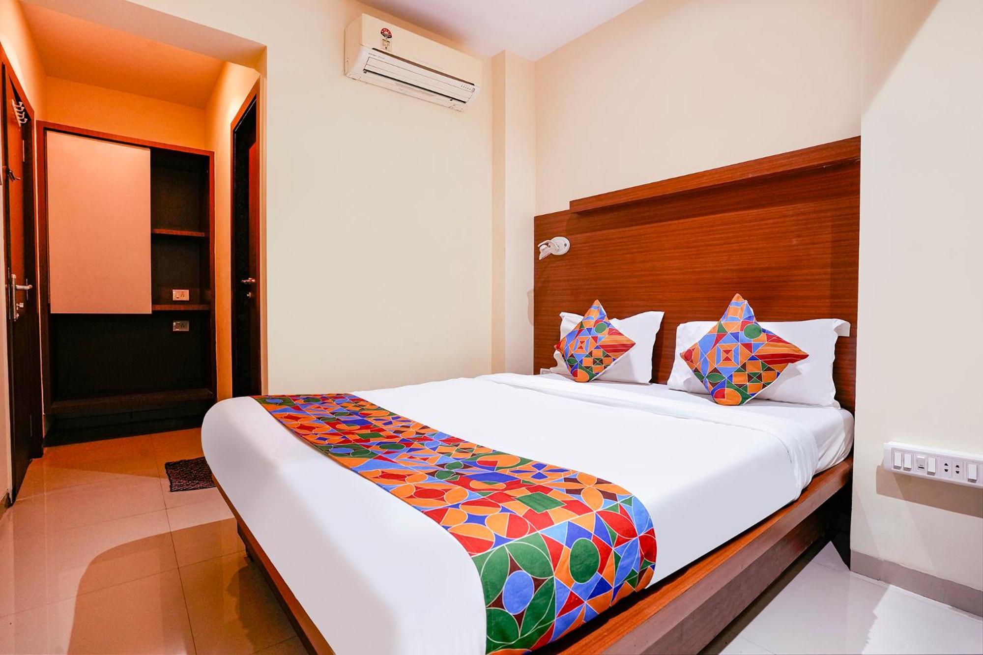 Fabhotel Everest Vashi Exteriér fotografie