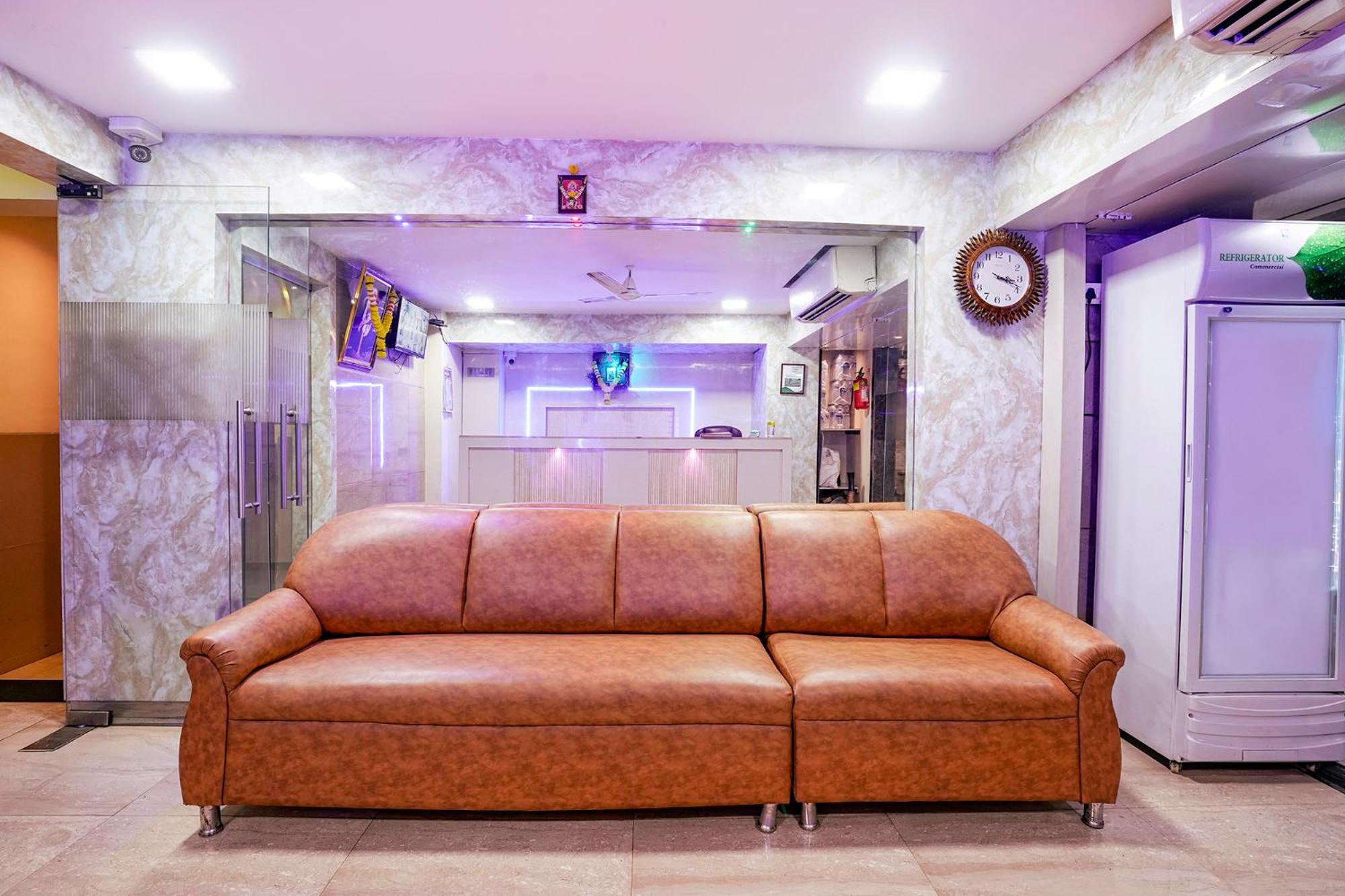 Fabhotel Everest Vashi Exteriér fotografie