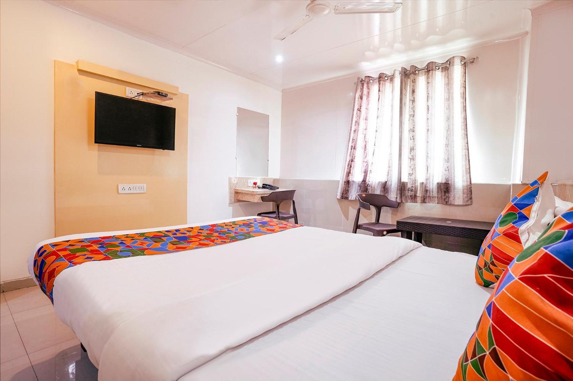 Fabhotel Everest Vashi Exteriér fotografie